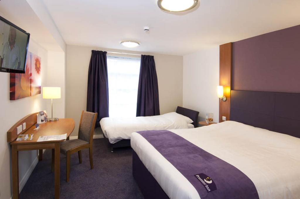 Premier Inn Newcastle Airport South Woolsington Номер фото