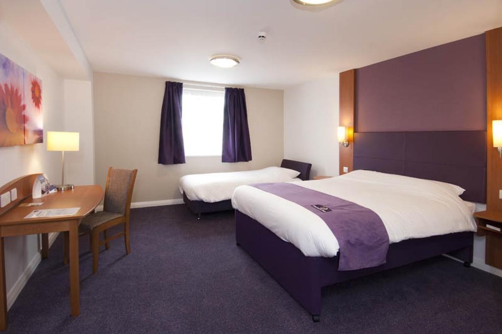 Premier Inn Newcastle Airport South Woolsington Номер фото