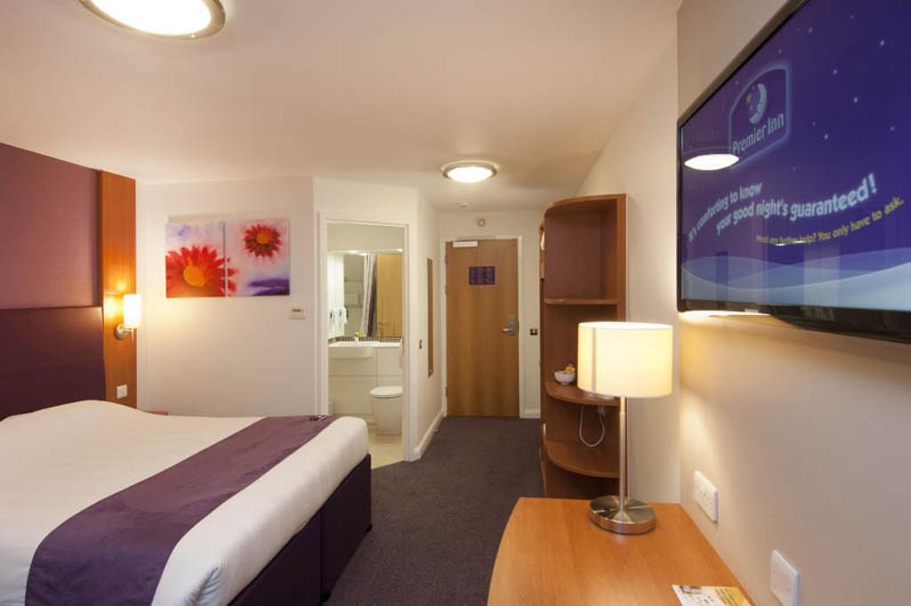 Premier Inn Newcastle Airport South Woolsington Экстерьер фото