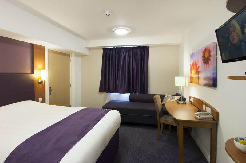 Premier Inn Newcastle Airport South Woolsington Экстерьер фото